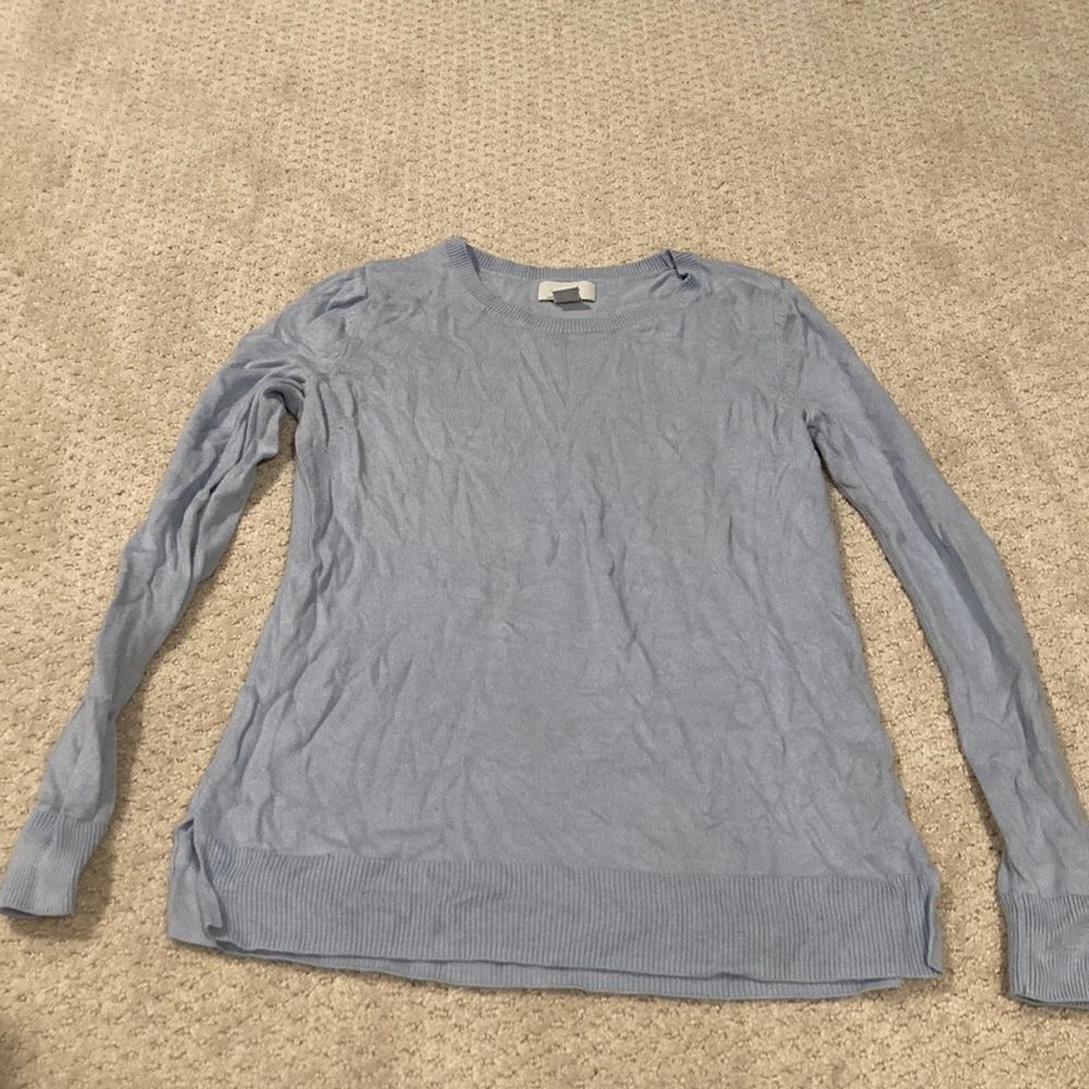 Light blue old navy sweater